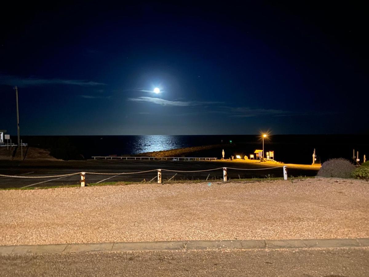 Edithburgh Caravan Park Campsite 2*