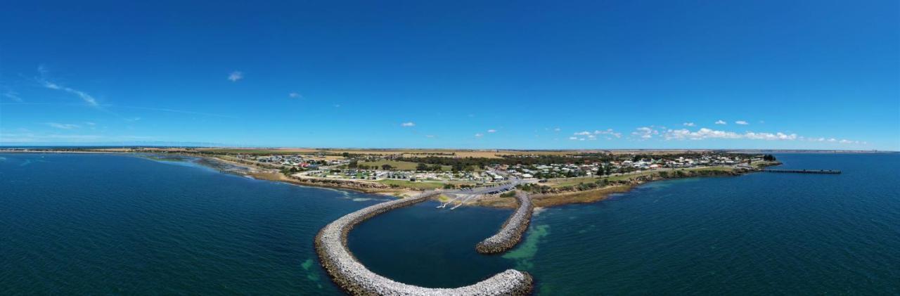 Edithburgh Caravan Park Campsite